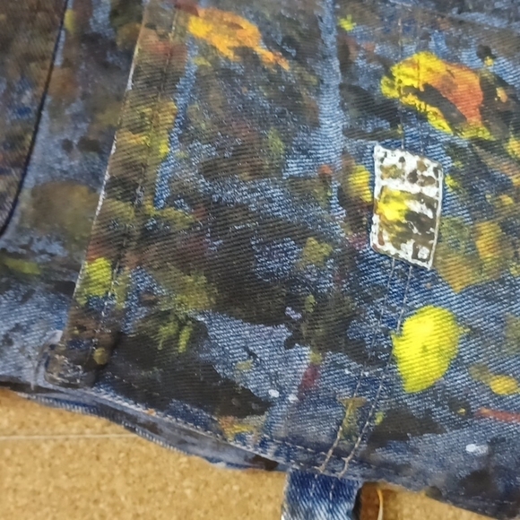 OLD NAVY PAINTERS SHORTS SIZE 35 IN A BEAUTIFUL HANDPAINTED COTTON - Picture 8 of 9